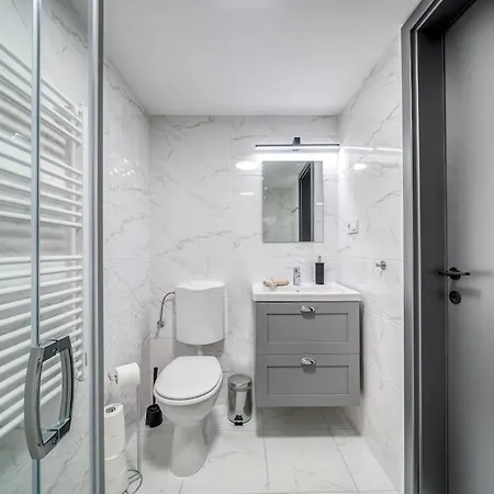 Loft 8 - Cozy Stylish With Parking Apartman *