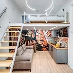 Loft 8 - Cozy Stylish With Parking