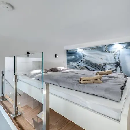 Apartmán Loft 8 - Cozy Stylish With Parking *