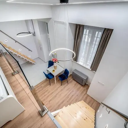 Loft 8 - Cozy Stylish With Parking 布达佩斯